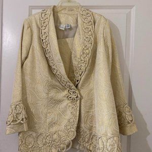Roaman’s 20W Gold and Cream Suit